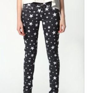Black & star print denim.