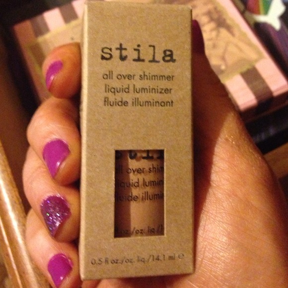 Stila luminizer! New in box.