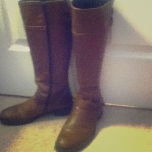 Women's brown boots