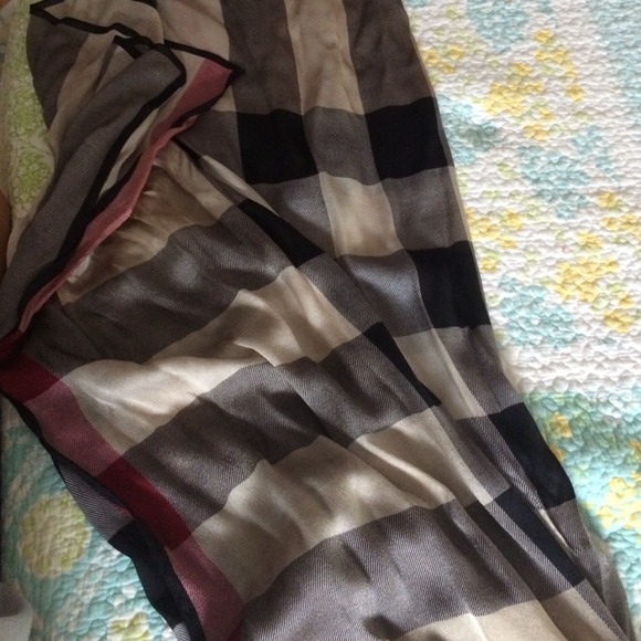 Burberry silk scarf HOLD FOR HAM