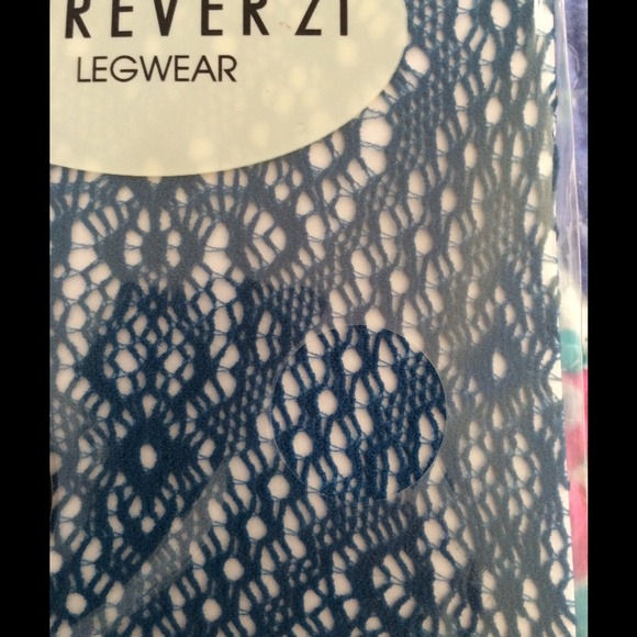 ❎SOLD!❎ Teal Patterned Tights - Picture 2 of 3