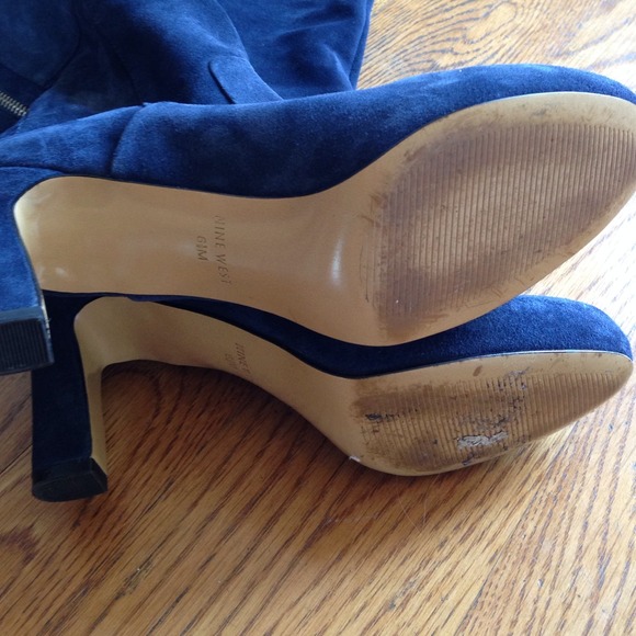 ๐Host Pick๐ Nine West suede blue boots - Picture 2 of 4
