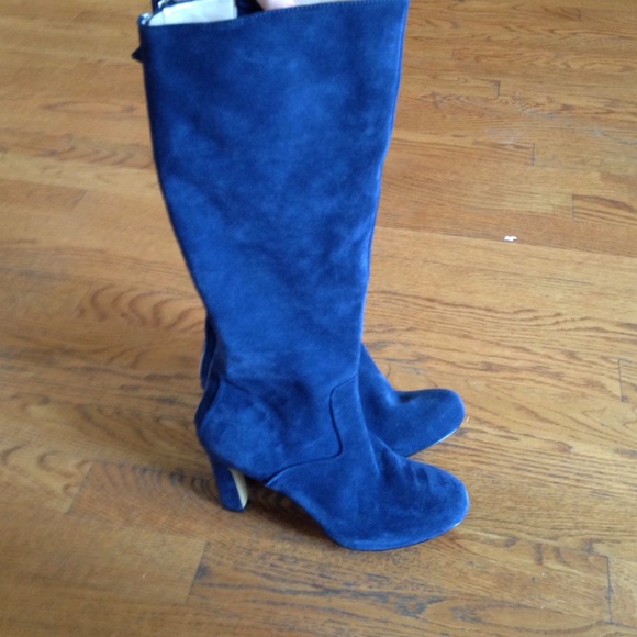 ๐Host Pick๐ Nine West suede blue boots - Picture 4 of 4