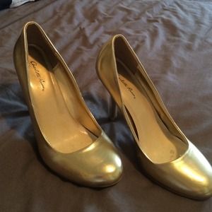 Gold heels
