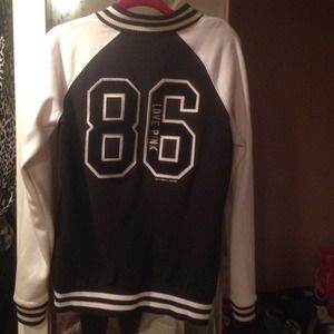 🌟 PINK VARSITY JACKET 🌟