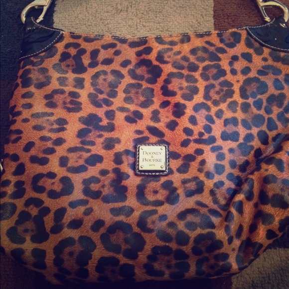 🔸Authentic Dooney & Bourke Purse 🔸