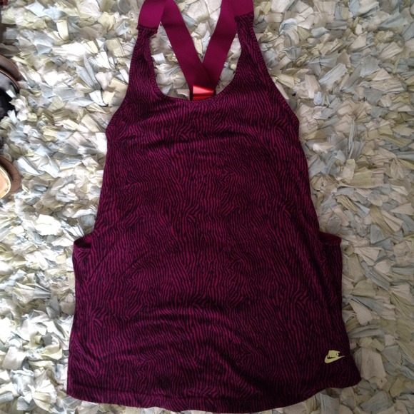 BUNDLE: Nike workout tank, fuchsia and grey