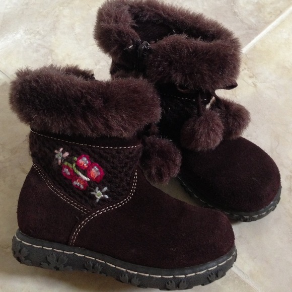 💖 Arizona Suede and fur boots kids 9
