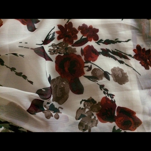 Floral skirt - Picture 2 of 2