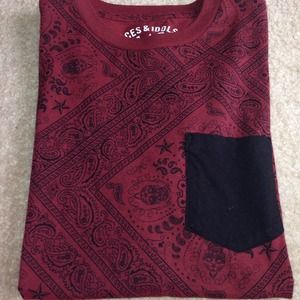 Men's red paisley print t-shirt with pocket