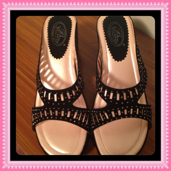 Bolaro Studded Wedge