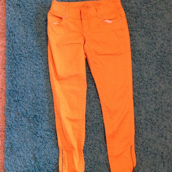 American Rag Orange Cropped Jeans size 3