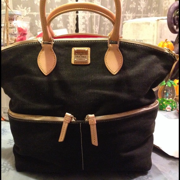 Dooney & Bourke Large Satchel Tote - Picture 1 of 3