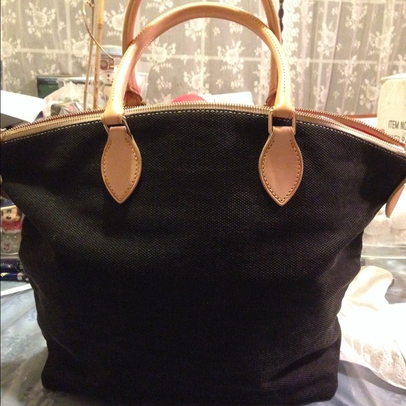 Dooney & Bourke Large Satchel Tote - Picture 2 of 3