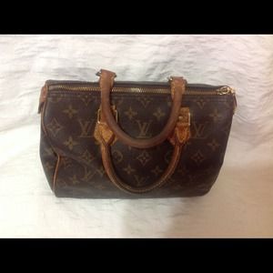 Louis Vuitton 25 speedy handbag