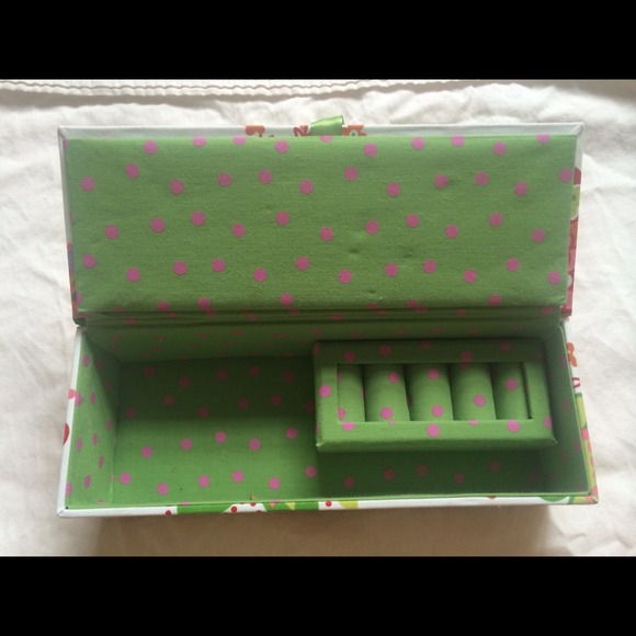 Jewlery Box - Picture 3 of 3