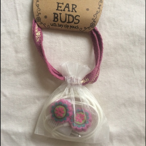 Flower Headphones 🌸