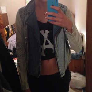 Volcom Acid wash cropped jacket