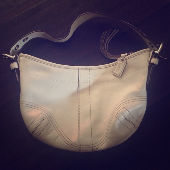 White coach bag - Picture 1 of 4