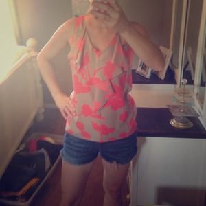 Super cute Loft tank!