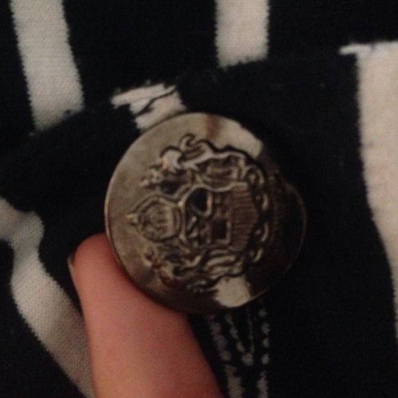 Blazer - Picture 2 of 2