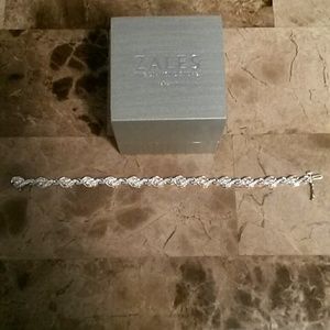 2 carat diamond bracelet. 10k white gold.