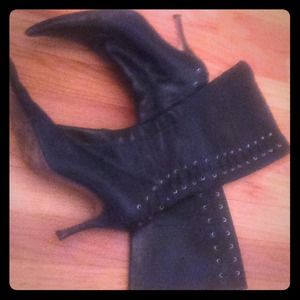 Aldo black leather boots