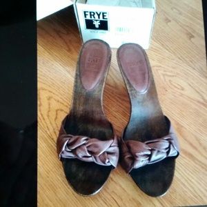 Frye Twist Platform,  brown size 8