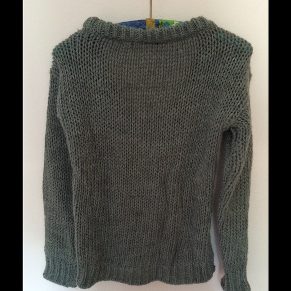 ❌SOLD❌Brandy Melville  Grey Sweater - Picture 2 of 4
