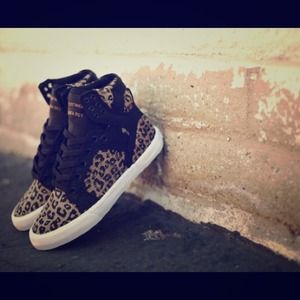 ❗️S A L E‼️ Authentic SUPRA skytop black cheetah