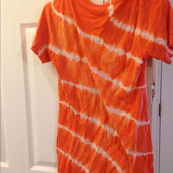 Shirt - Picture 2 of 3