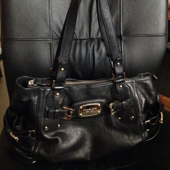 ♣️MK leather shoulder bag