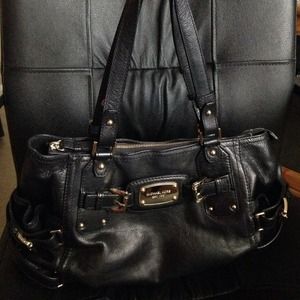 ♣️MK leather shoulder bag