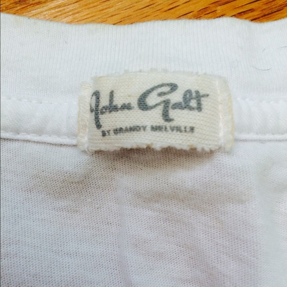 SOLD ON EBAY! Brandy Melville Eagle Tank (White) - Picture 3 of 4