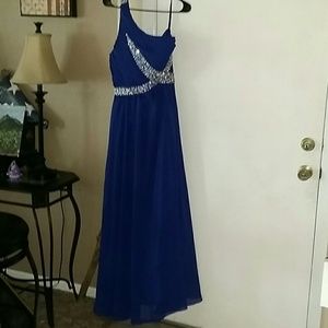 SALE! =) Beautiful floor length gown