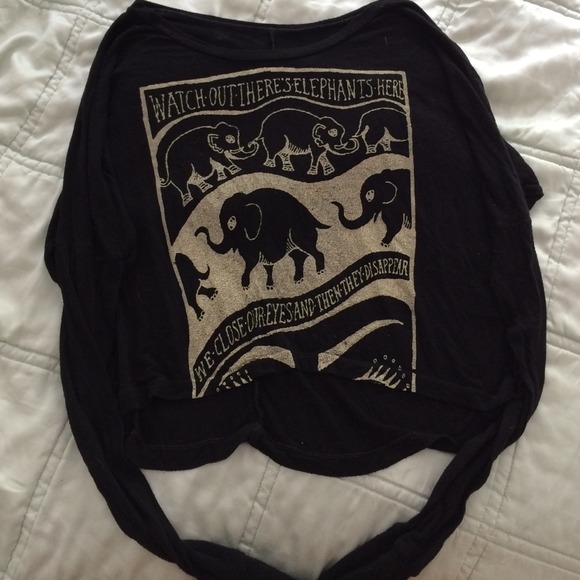 Brandy Melville long sleeve shirt