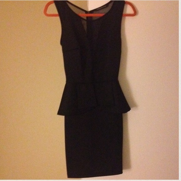 🔴SOLD🔴 Mesh bodycon black dress - Picture 3 of 4