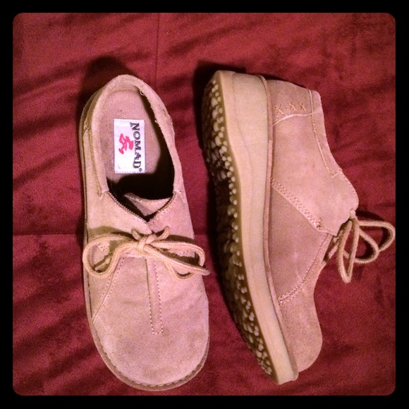 Retro faux suede shoes