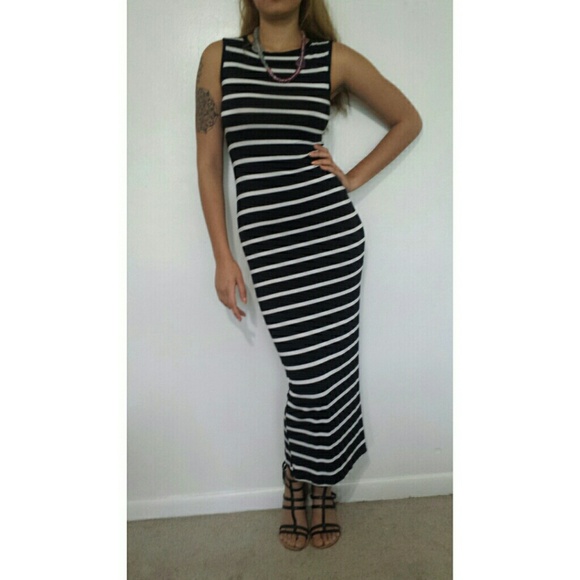 🌼 Striped maxi dress