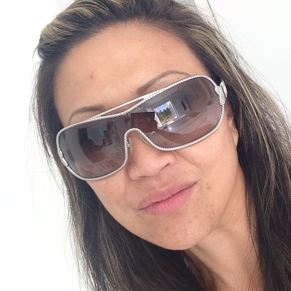 PRADA white with silver rope bows! - Picture 4 of 4