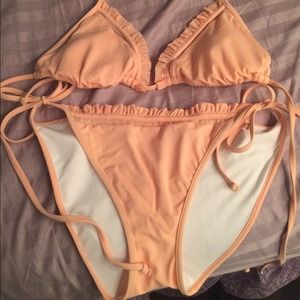 Brand NWOT VS size large swimsuit