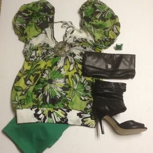 Beautiful Citrus Color Bebe Top!