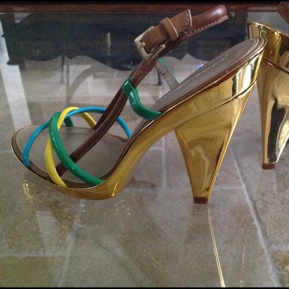 SOLD - Picture 3 of 4