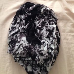 Fashion scarf