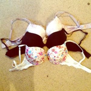Victoria secrets bra bundle