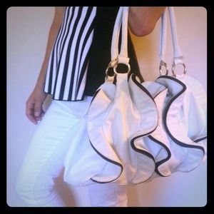 Bundle - White/black handbag & striped top