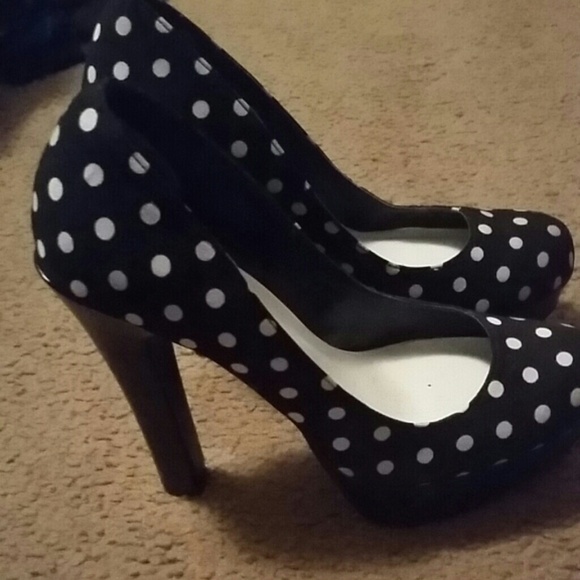 Sold - Picture 3 of 4