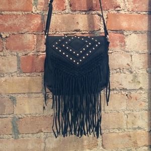 T R A D E D / / Black Deena and Ozzy fringe purse