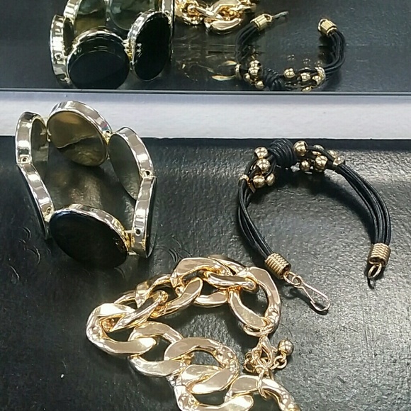 Bracelets bundle - Picture 3 of 4