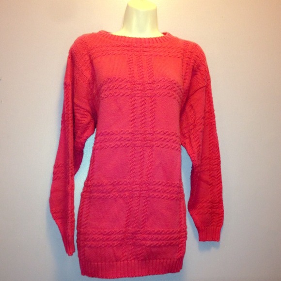 🚫SOLD 🚫Vintage Coral Sweater